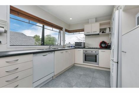 Photo of property in 4 Rush Creek Drive, Westgate, Auckland, 0614