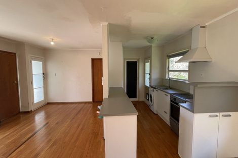 Photo of property in 26 Glen Marine Parade, Glendene, Auckland, 0602