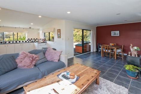 Photo of property in 35 Potts Road, Whitford, Howick, 2571