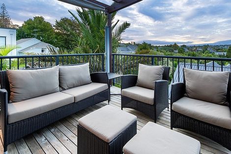 Photo of property in 115a Kowhai Road, Mairangi Bay, Auckland, 0630