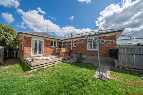 Photo of property in 2 Belgrave Place, Papakura, 2110