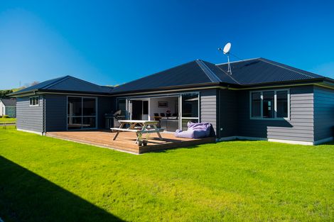 Photo of property in 50 Sterling Park, Lytton West, Gisborne, 4010