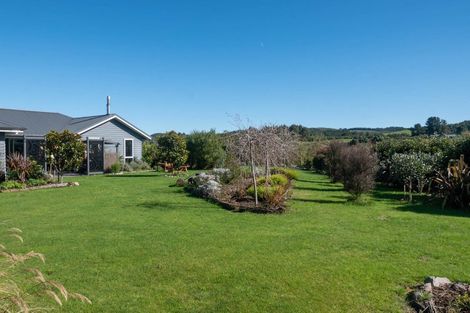 Photo of property in 26 Lacebark Drive, Kinloch, Taupo, 3377