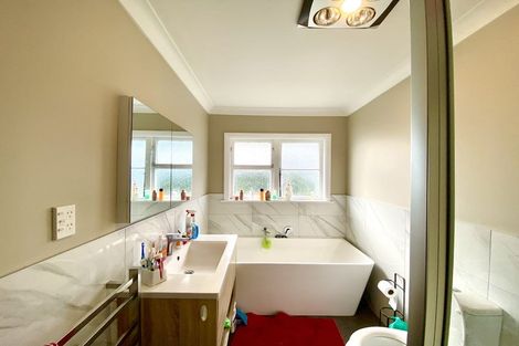 Photo of property in 15 Gordon Street, Avalon, Lower Hutt, 5011