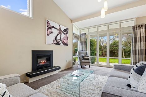 Photo of property in 2 Pulford Place, Ilam, Christchurch, 8041
