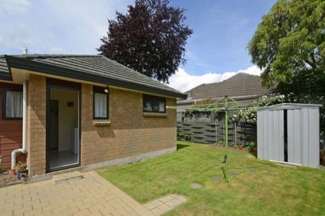 Photo of property in 2 Bathurst Street, Heretaunga, Upper Hutt, 5018