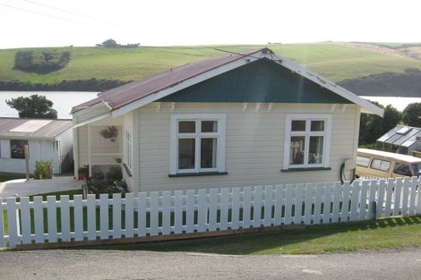 Photo of property in 19 Oregon Street, Ocean Grove, Dunedin, 9013