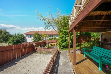 Photo of property in 1/74 Colwill Road, Massey, Auckland, 0614