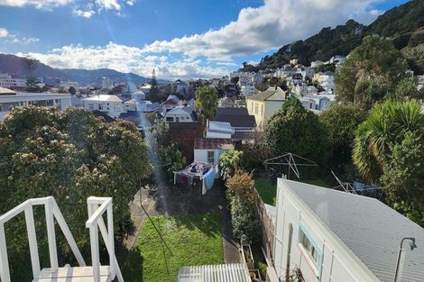 Photo of property in 67 Pirie Street, Mount Victoria, Wellington, 6011