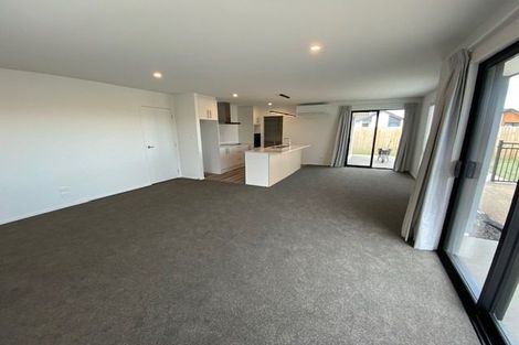 Photo of property in 5 Cabbage Close, Halswell, Christchurch, 8025