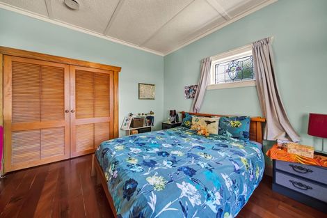 Photo of property in 429 Broadway, Stratford, 4332