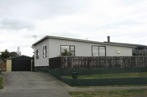 Photo of property in 44 Park Avenue, Waitarere Beach, Levin, 5510