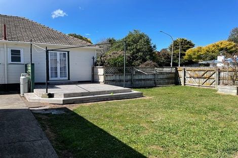 Photo of property in 145 Rangiora Avenue, Roslyn, Palmerston North, 4414