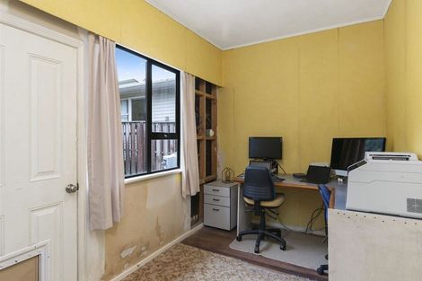 Photo of property in 53 Fraser Avenue, Johnsonville, Wellington, 6037