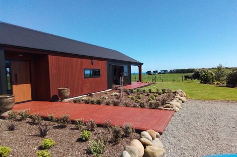 Photo of property in 31 Kaihihi Road, Okato, New Plymouth, 4381