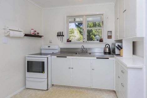 Photo of property in 42 Gillespies Road, Birchville, Upper Hutt, 5018