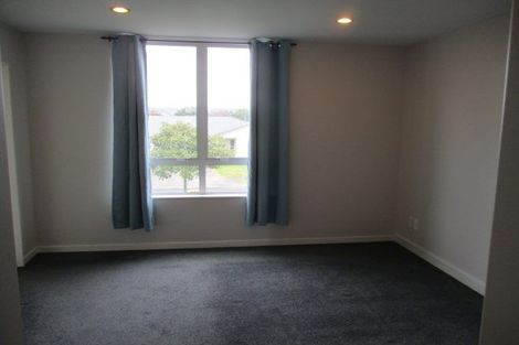 Photo of property in 13 Popokatea Drive, Takanini, 2112