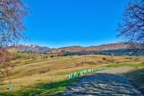 Photo of property in 92 Mountain View Road, Dalefield, Queenstown, 9371