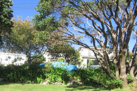Photo of property in 7 Mahoe Street, Tawa, Wellington, 5028