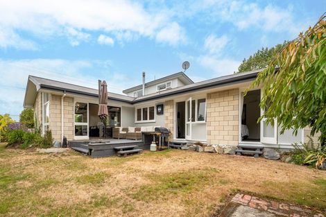 Photo of property in 22 Halstead Road, Pleasant Point, 7903