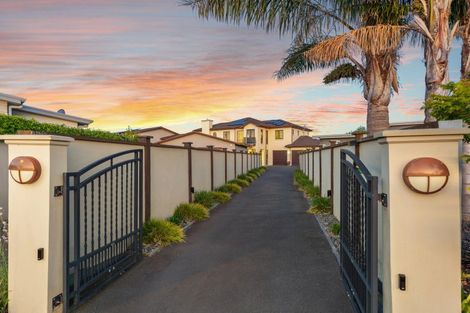 Photo of property in 166 Oriental Parade, Papamoa Beach, Papamoa, 3118