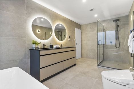 Photo of property in 7 Kina Place, Long Bay, Auckland, 0630