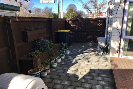 Photo of property in 135 Waltham Road, Sydenham, Christchurch, 8023