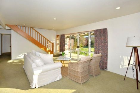 Photo of property in 105 Waimairi Road, Ilam, Christchurch, 8041