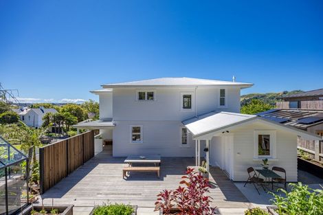 Photo of property in 48 Brougham Street, Nelson South, Nelson, 7010