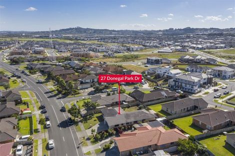 Photo of property in 27 Donegal Park Drive, Flat Bush, Auckland, 2019
