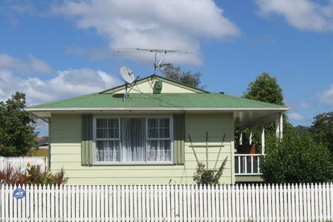 Photo of property in 54 Hartford Crescent, Totara Park, Upper Hutt, 5018
