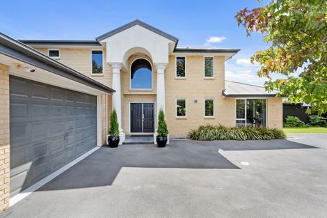 Photo of property in 14 Roderick Alleyn Lane, Papanui, Christchurch, 8052