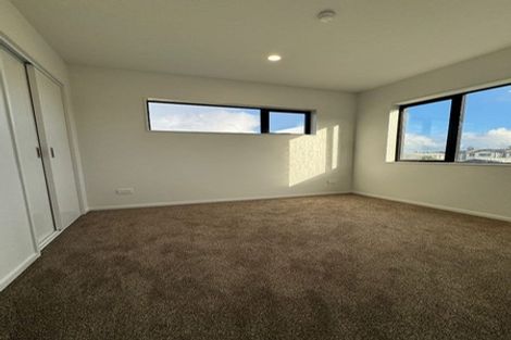 Photo of property in 73d Arimu Road, Papakura, 2110