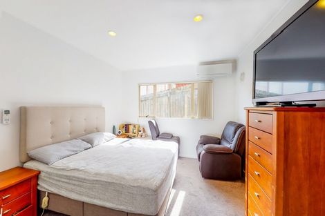 Photo of property in 3/692 Whangaparaoa Road, Stanmore Bay, Whangaparaoa, 0932