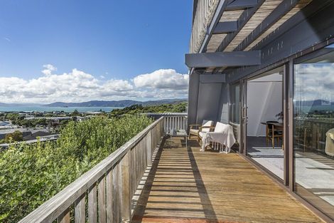 Photo of property in 49 Mantell Street, Seatoun, Wellington, 6022