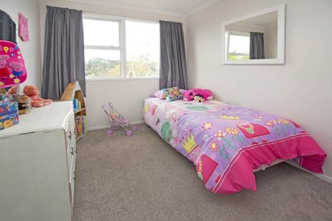 Photo of property in 11 Blanc Road, Silverdale, 0932