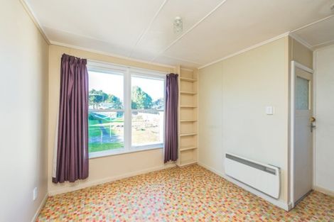 Photo of property in 8 Hadfield Crescent, College Estate, Whanganui, 4500