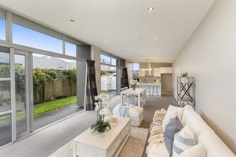 Photo of property in 2 Sycamore Close, Rangiora, 7400