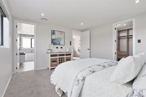 Photo of property in 21 Cirrus Way, Ranui, Auckland, 0612