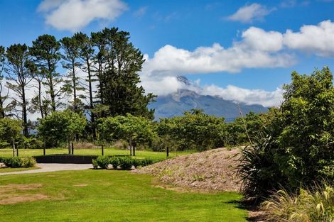 Photo of property in 1253 Upland Road, Egmont Village, Inglewood, 4386