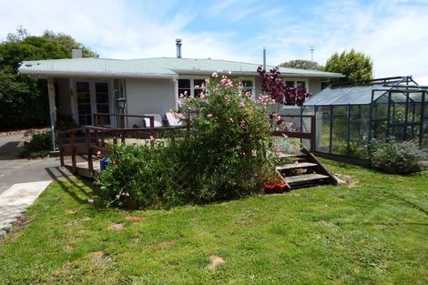 Photo of property in 6 Ahuru Street, Marton, 4710