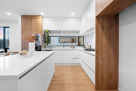 Photo of property in 1a Maxwelton Drive, Mairangi Bay, Auckland, 0630