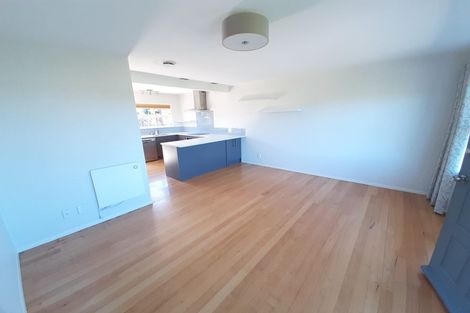 Photo of property in 2/48a Northboro Road, Belmont, Auckland, 0622