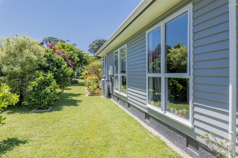 Photo of property in 14 Kawiu Road, Levin, 5510