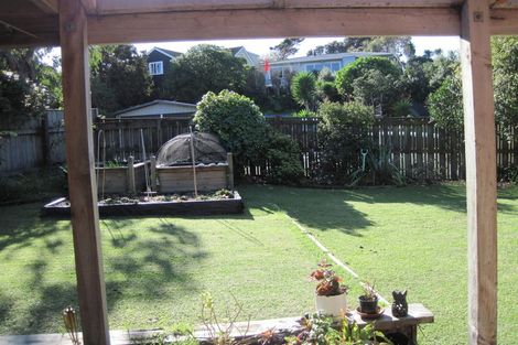 Photo of property in 5 Smith Street, Paekakariki, 5034