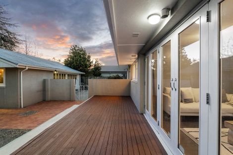 Photo of property in 223 Memorial Avenue, Burnside, Christchurch, 8053