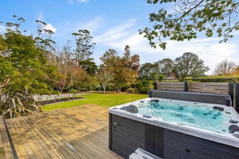 Photo of property in 27 Wintour Road, Waimauku, 0812