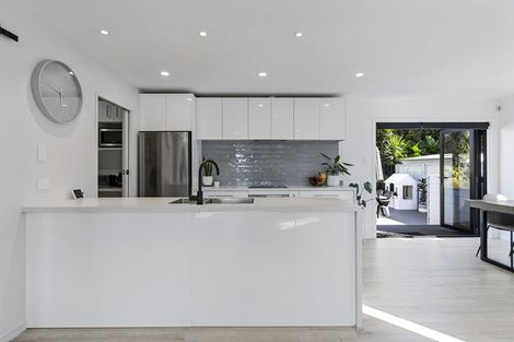 Photo of property in 4 Robyn Place, Dinsdale, Hamilton, 3204