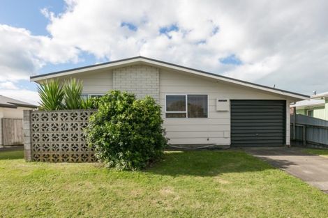 Photo of property in 16 Guildford Street, Tamatea, Napier, 4112