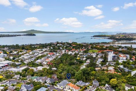 Photo of property in 2/39 Saint Georges Bay Road, Parnell, Auckland, 1052